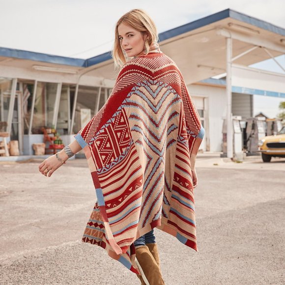 SUNDANCE Epic Memories Poncho NWT - Picture 9 of 10